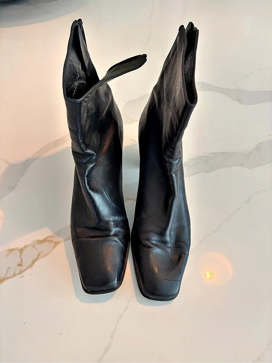Stuart Weitzman Shoes - Stuart Weitzman Black Leather Heeled Boots US 10 AA